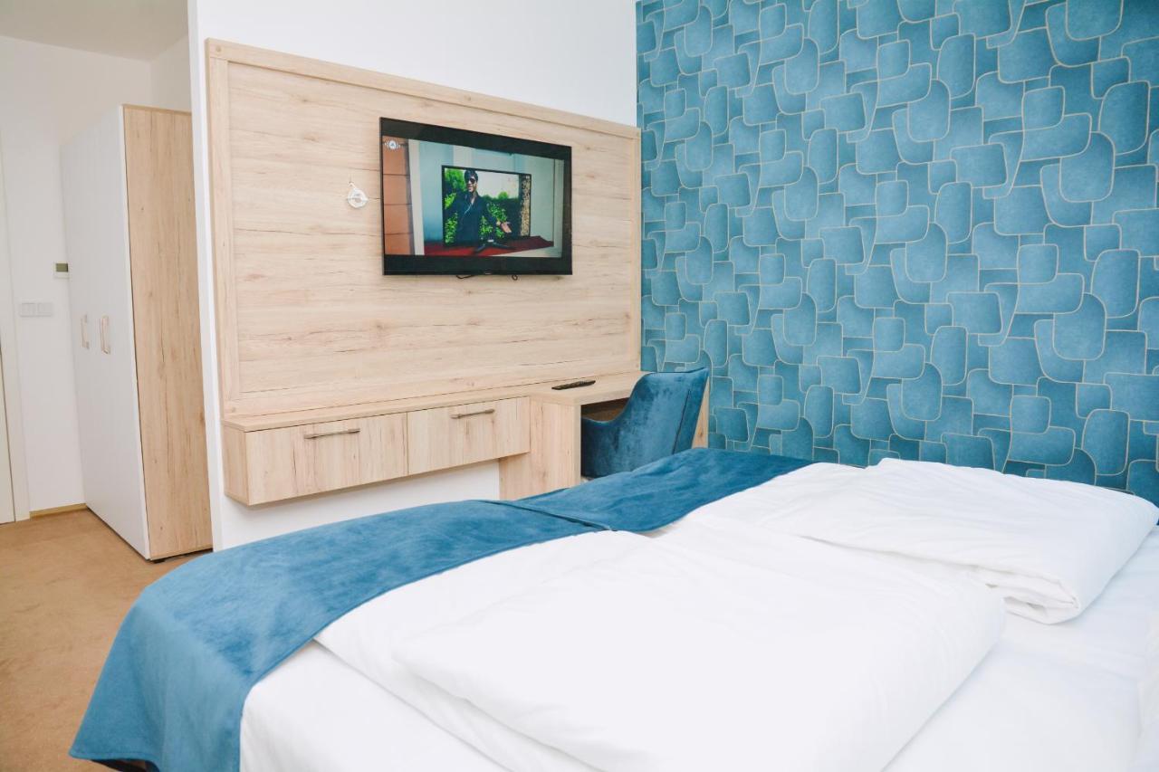 Hotel Divanhana Брчко Экстерьер фото