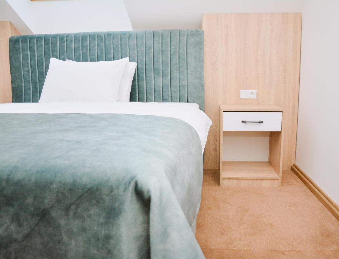 Hotel Divanhana Брчко Экстерьер фото