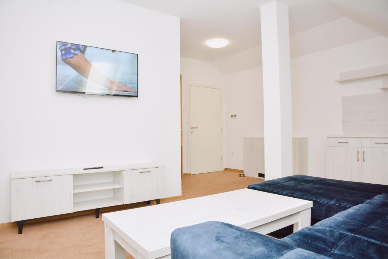 Hotel Divanhana Брчко Экстерьер фото